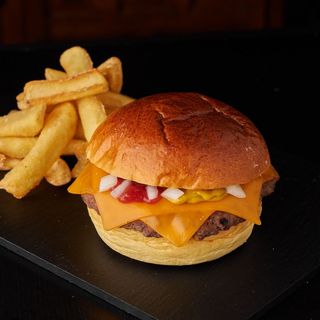 Hamburguesa "Pumper Jr." Simple