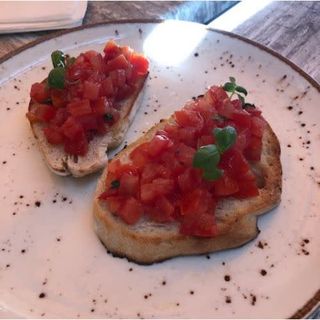 Pan De Ajo Con Tomate