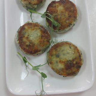 cheese pie with spinach