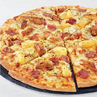 Chicken hawaian pizza 15"