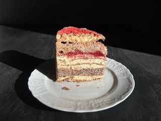 Наполеон вишня-мак (300g)