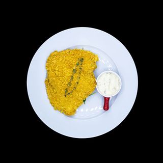 Șnițel de curcan în crustă de fulgi de porumb