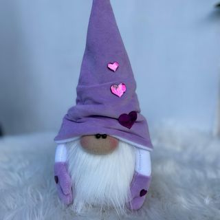Gnom indragostit lila