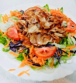 Salada frango