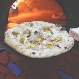 Margherita con prosciutto cotto e crocchè bianca