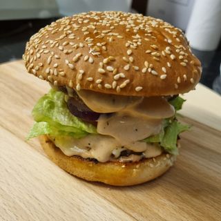 Daily Double Cheese Burger