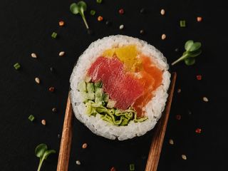 Supreme futomaki