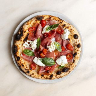 Pizza Bufalotta Di Parma
