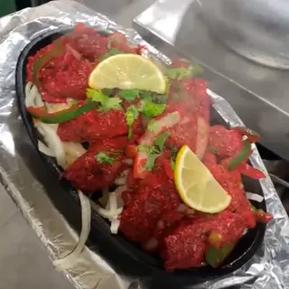 Seekh Kebab Más Pollo Tikka