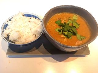 Tajskie curry z warzywami i kurczakiem