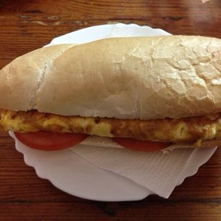 Bocadillo De Tortilla