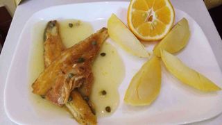 File de Biban de Mare cu Sos Lamaie