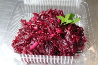 Салат з бурячка (220г)