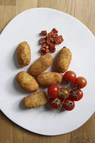 Croquetas de Chorizo