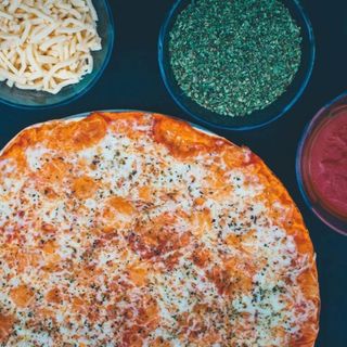Pizza Margarita (33 Cm.)