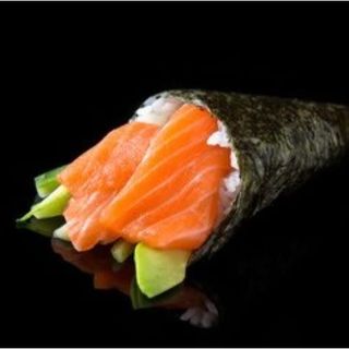 Temaki Salmón (1 Ud.)