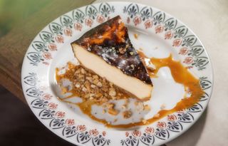 Баскський Чізкейк з соленою карамеллю (200г)