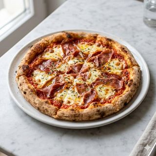 Pizza De Jamón