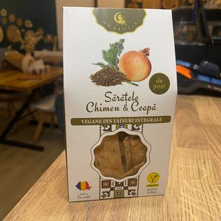 Saratele chimen si ceapa, vegane