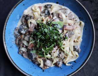 Linguine Verdi al Pancetta