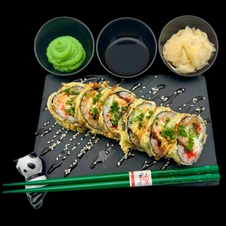 Futomaki w tempurze z grillowanym łososiem - 6 szt