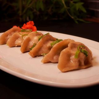 Gyozas salteadas