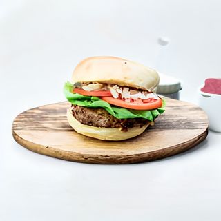 Gurmanska pljeskavica 250 gr u lepinji