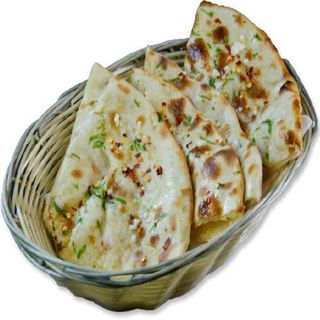 Cheese Chili Naan Picante