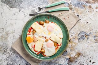 Oua ochiuri la capac