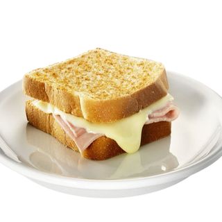 Bikini jamón dulce queso