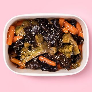 Салат з деревними грибами