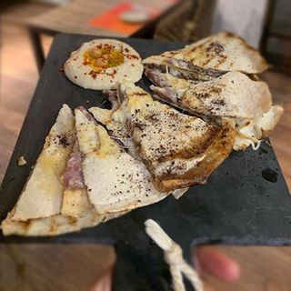 Triángulos Arrayes De Carne