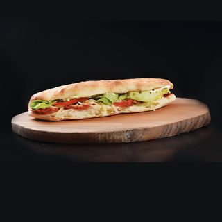 Sendvič sa piletinom kari