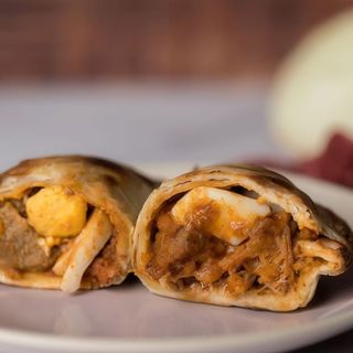 Empanada de Carne A Cuchillo