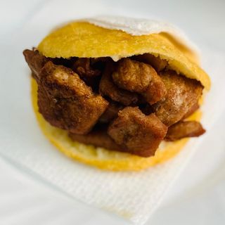 Arepa de cochino 