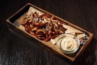 Вуха хрюні смажені (150/30г)