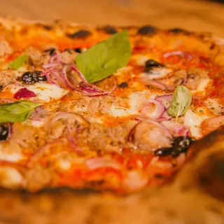 Pizza Tonno