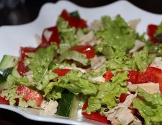 Салат з куркою