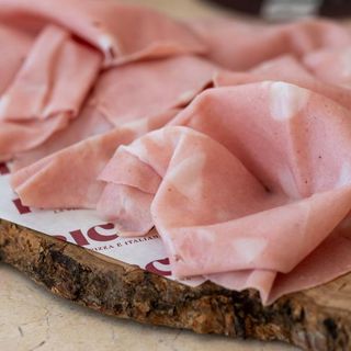 MORTADELLA AL PISTACCHIO