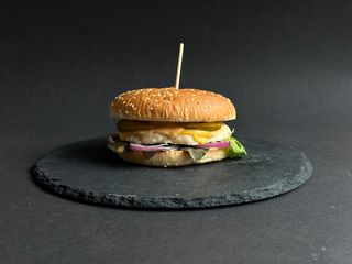 Бургер курячий (250г)