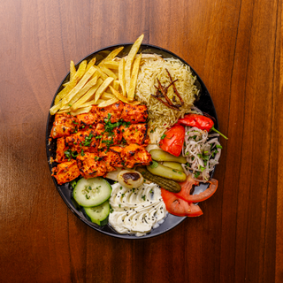 Plat shish tawook avec salade russe