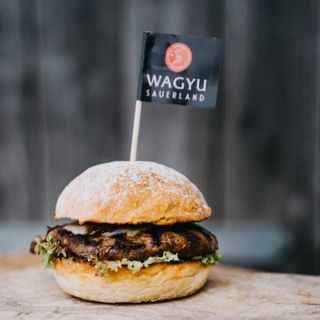 WAGYU BURGER