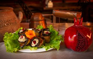 ბადრიჯანი ნიგვზით