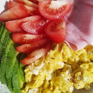 Huevo Revuelto Y Jamón York