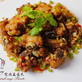 104. Costillas a la Sal y Pimienta