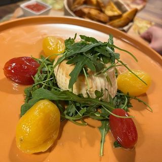 Mozzarella Ahumada Con Tomates Deshidratados