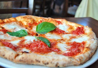 47. Pizza Margarita  (30 Cm.)