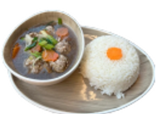 Zuppa spaghetti di soia piccante con carne macinata e peperoni