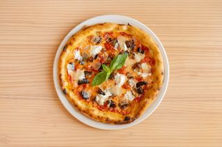 Pizza Melanzana (Vegetariano)