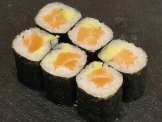 Sake - avocado maki